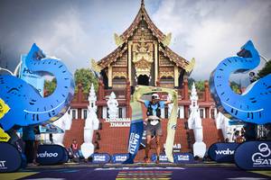 BIB: 100
                            <button type="button" onclick="openModal(22680688)" class="btn btn-primary btn-sm float-right btn-popup" data-toggle="modal" data-target=".modal-high-quality">
                        <i class="fas fa-shopping-cart"></i> Add to Cart
                    </button>
                                            <button type="button" onclick="isThisMe(22680688, true)" class="btn btn-success btn-sm float-right btn-popup btn-isme hidden" data-toggle="tooltip" data-placement="bottom" title="นี่คือรูปของคุณใช่ไหม คลิกที่นี่เพื่อเอาเข้าอัลบั้ม">
                        <i class="fas fa-plus"></i> Add to album
                    </button>
                    <button type="button" onclick="isThisMe(22680688, false)" class="btn btn-warning btn-sm float-right btn-popup btn-isnotme hidden">
                        <i class="fas fa-ban"></i> Remove from album
                    </button>